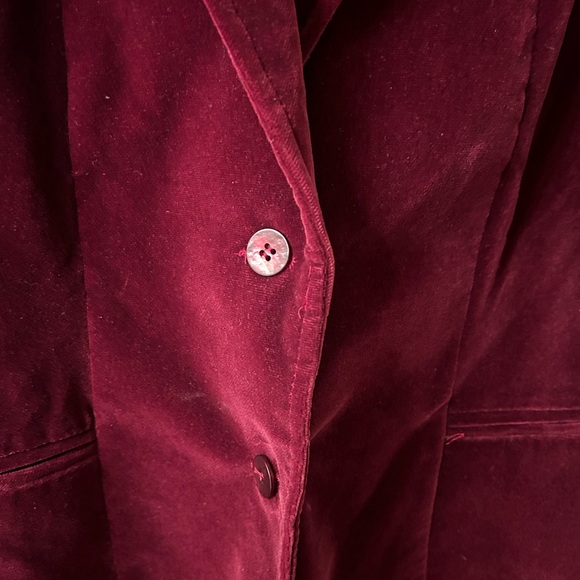 SUTTER PLACE VTG Burgundy Velvet fitted 2 button suit jacket. Size 14. - Picture 3 of 6